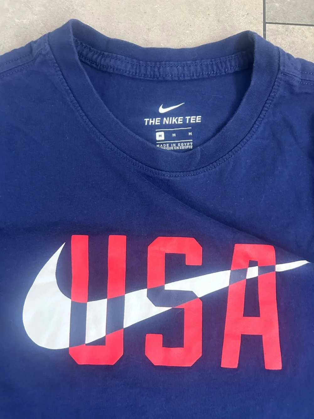 Nike the Nike tee USA blue t-shirt M